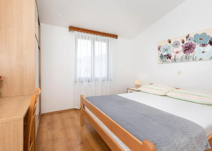 Apartments Dujmovic Ivo 1 * Baška