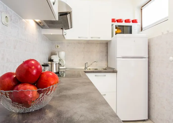 Apartments Dujmovic Ivo 1 * Baška