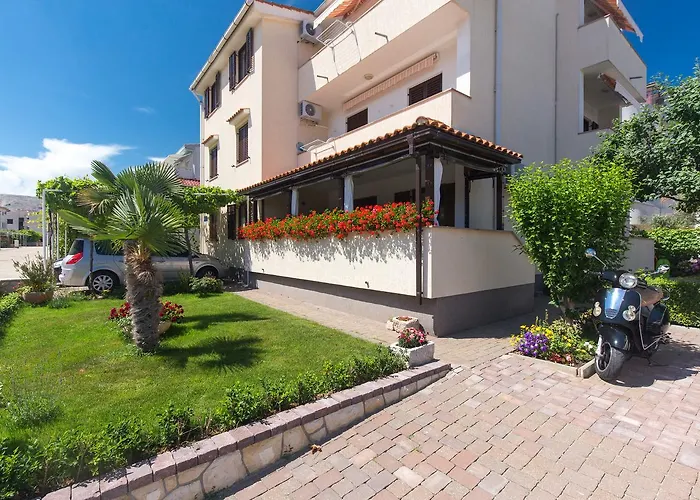 Apartments Dujmovic Ivo 1 Baška