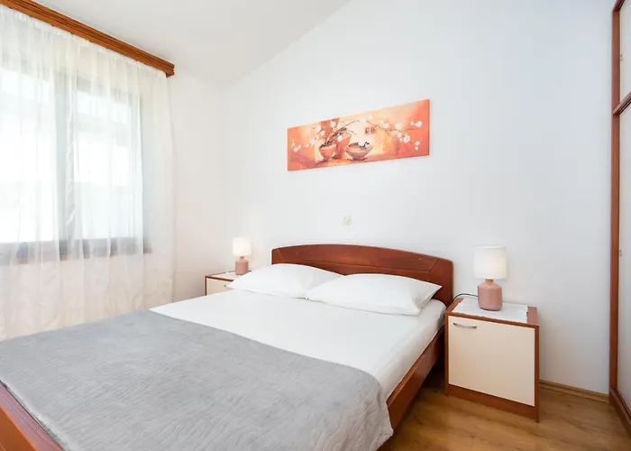Dujmovic Ivo 1 Apartament Baška