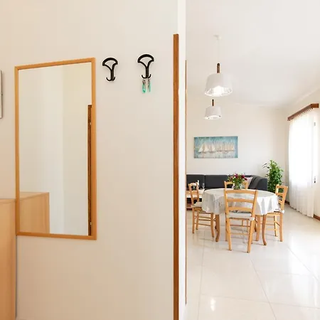 Apartman Apartments Dujmovic Ivo 1 *