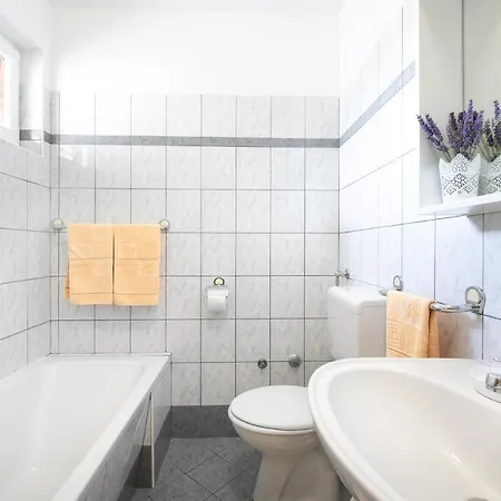 Apartments Dujmovic Ivo 1 Apartman